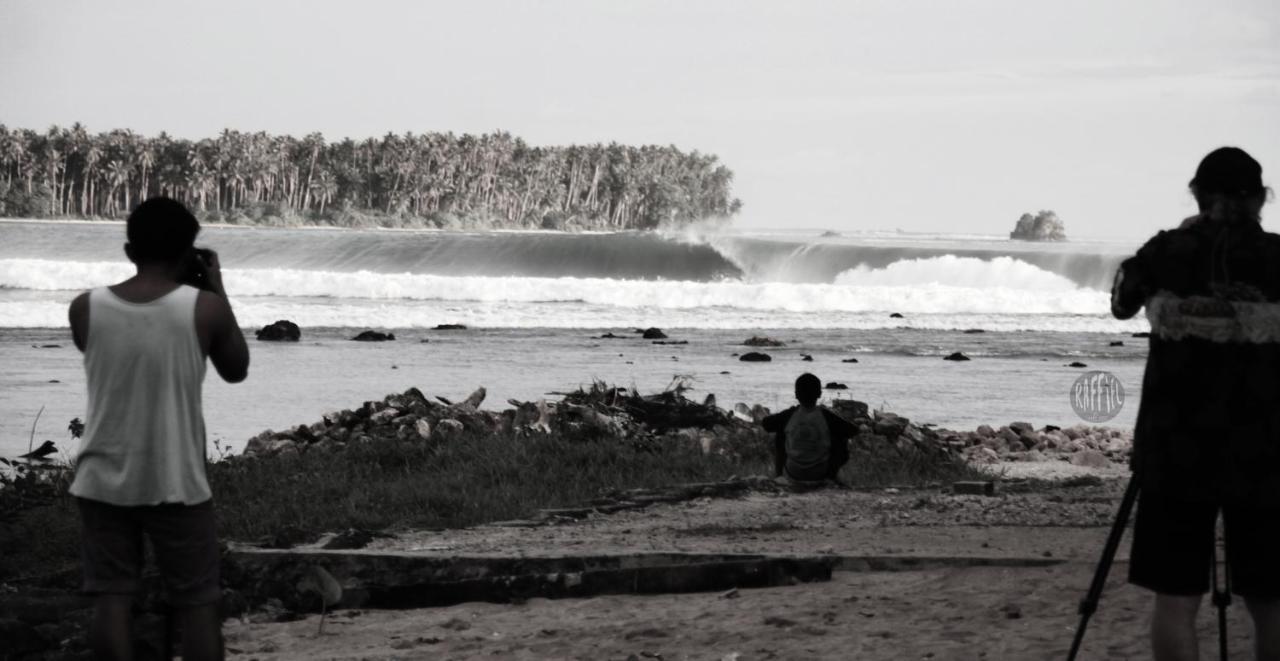 Апартаменты Raffiel Nias Lagudri Экстерьер фото